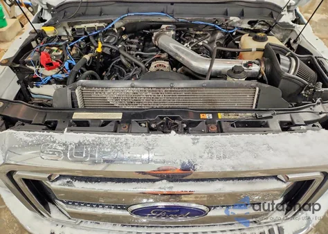 2014 Ford F250 Super Duty из США, поврежденный, VIN 1FT7W2B61EEB65639